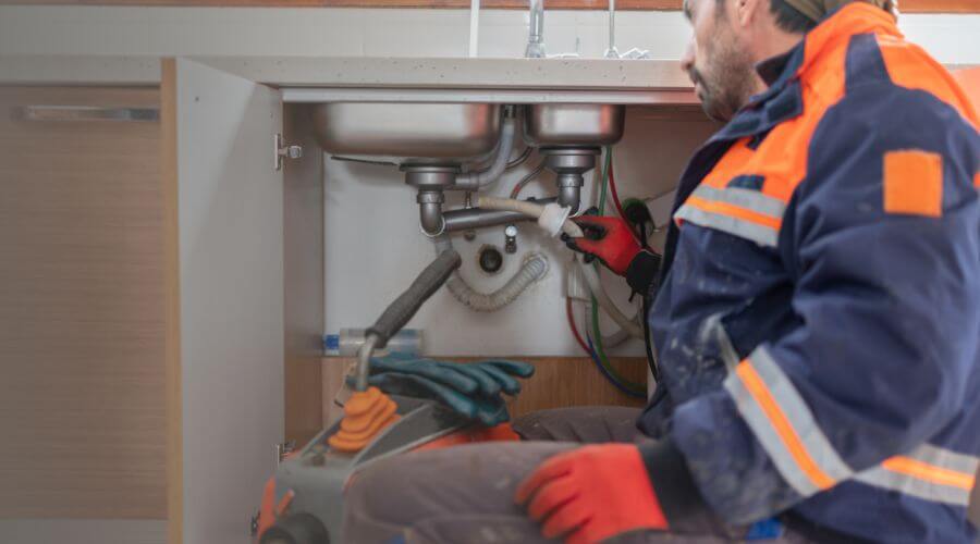 Professional slab leak plumber services in La Loma, NM